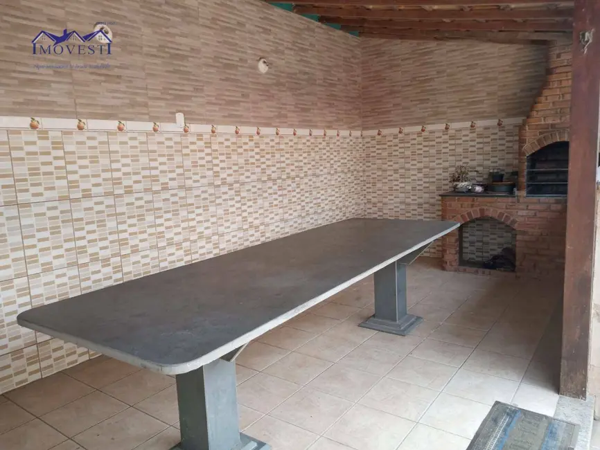 Foto 9 de Casa com 2 quartos à venda, 180m2 em Centro, Marica - RJ