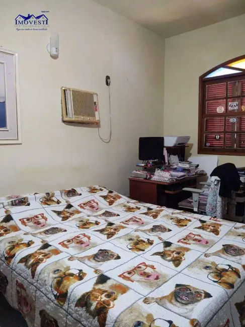 Foto 6 de Casa com 3 quartos para alugar, 213m2 em Marica - RJ