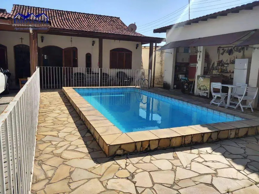 Foto 8 de Casa com 3 quartos para alugar, 213m2 em Marica - RJ