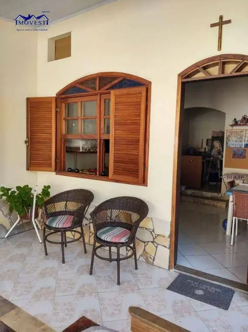 Foto 5 de Casa com 3 quartos para alugar, 213m2 em Marica - RJ