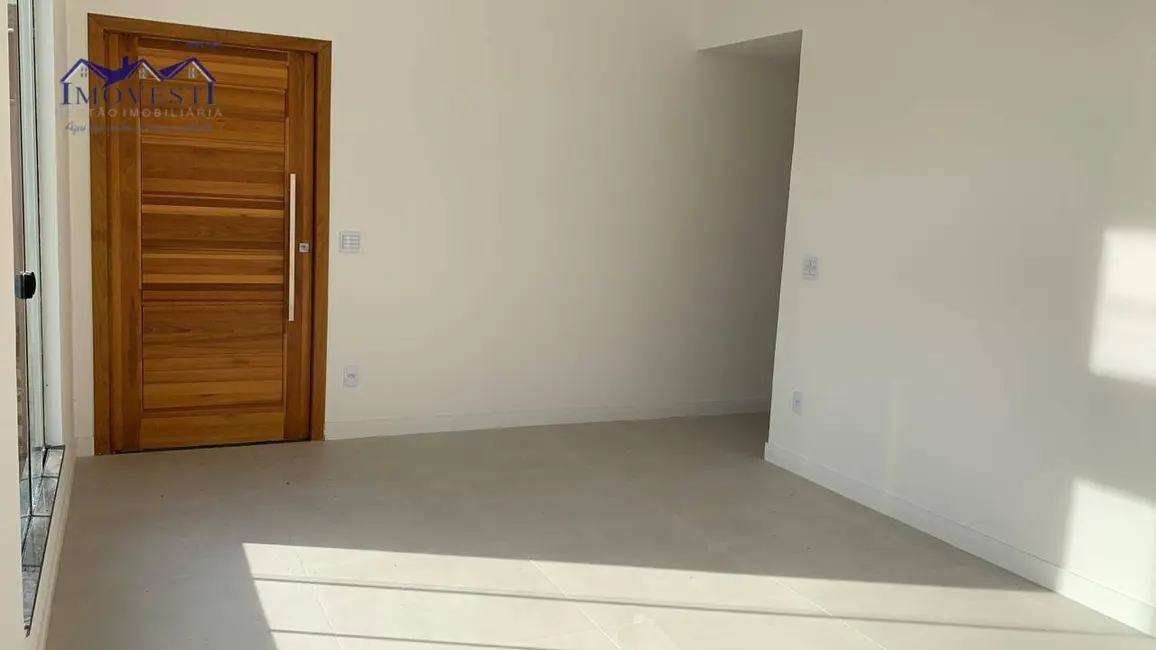 Foto 2 de Casa de Condomínio com 2 quartos à venda, 99m2 em Pindobas, Marica - RJ
