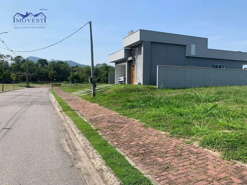 Foto 1 de Terreno / Lote à venda, 395m2 em Itapeba, Marica - RJ