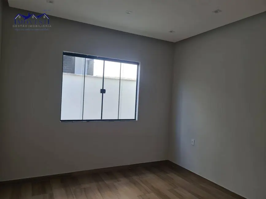 Foto 3 de Casa de Condomínio com 3 quartos à venda, 200m2 em Marica - RJ