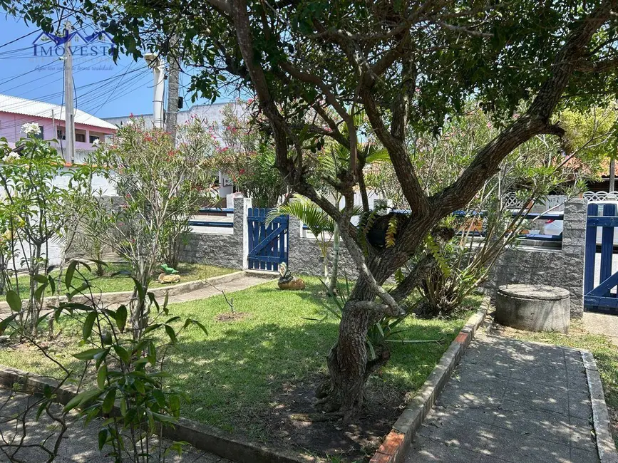 Foto 5 de Casa com 2 quartos à venda, 480m2 em Marica - RJ