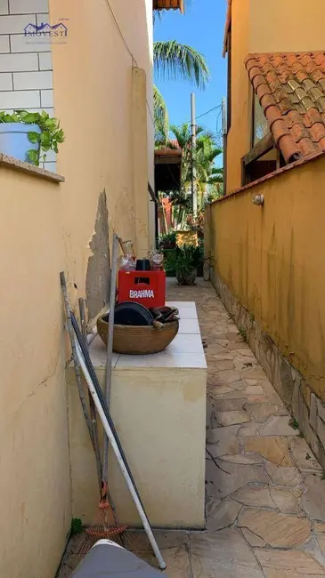 Casa de Condomínio com 4 quartos à venda, 360m2 em Marica - RJ - imagem 8 Foto 8 de Casa de Condomínio com 4 quartos à venda, 360m2 em Marica - RJ