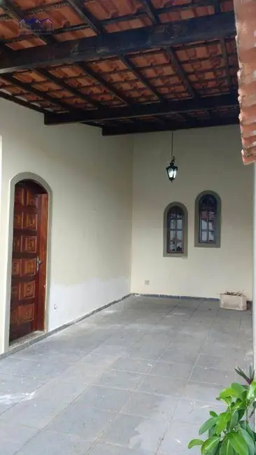 Foto 2 de Casa com 3 quartos à venda, 132m2 em Centro, Marica - RJ