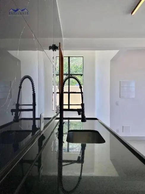 Foto 2 de Casa de Condomínio com 3 quartos à venda, 366m2 em Marica - RJ