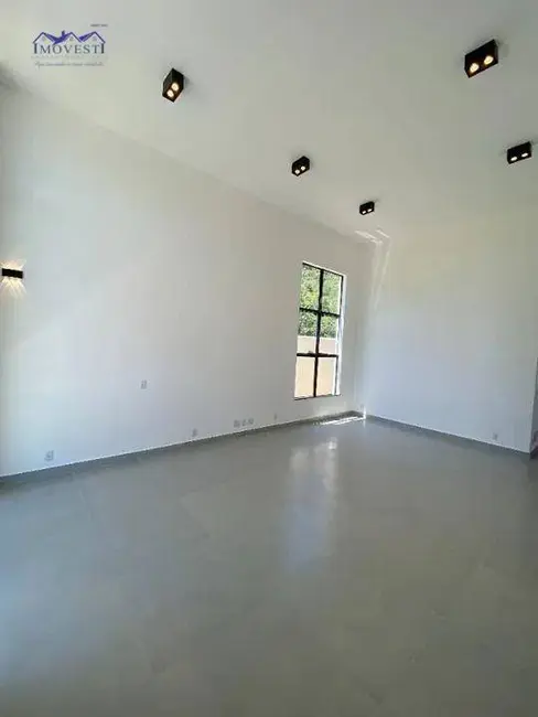 Casa de Condomínio com 3 quartos à venda, 366m2 em Marica - RJ - imagem 8 Foto 8 de Casa de Condomínio com 3 quartos à venda, 366m2 em Marica - RJ