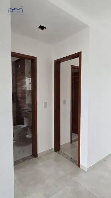 Foto 2 de Casa com 2 quartos à venda, 360m2 em Jacaroá, Marica - RJ