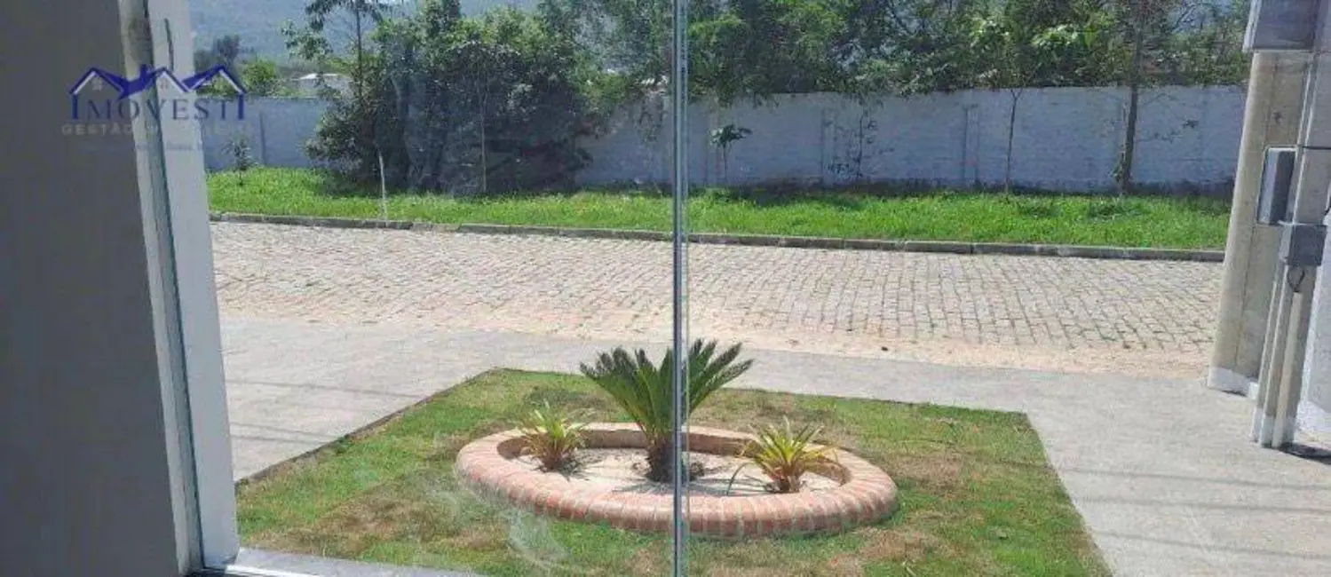 Foto 4 de Casa com 2 quartos à venda, 240m2 em Pindobas, Marica - RJ