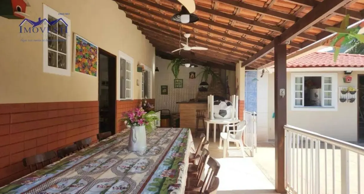 Casa de Condomínio com 4 quartos à venda, 252m2 em Itapeba, Marica - RJ - imagem 3 Foto 3 de Casa de Condomínio com 4 quartos à venda, 252m2 em Itapeba, Marica - RJ