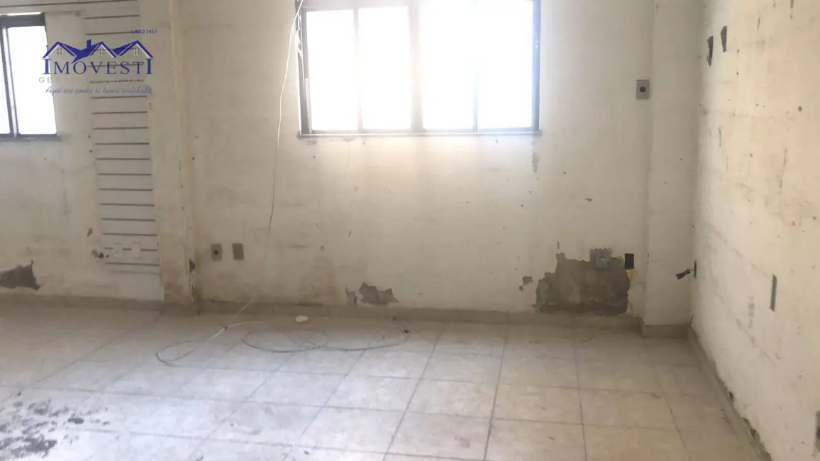 Loja para alugar, 160m2 em Centro, Marica - RJ - imagem 6 Foto 6 de Loja para alugar, 160m2 em Centro, Marica - RJ