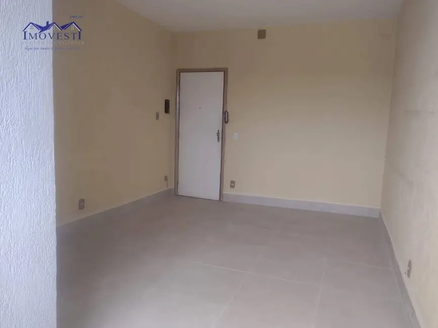 Loja para alugar, 16m2 em Centro, Marica - RJ - imagem 5 Foto 5 de Loja para alugar, 16m2 em Centro, Marica - RJ