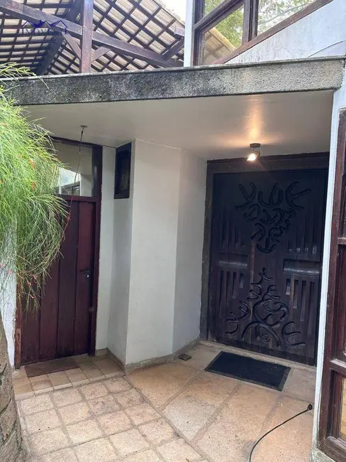 Foto 2 de Casa com 7 quartos à venda, 3000m2 em Centro, Marica - RJ