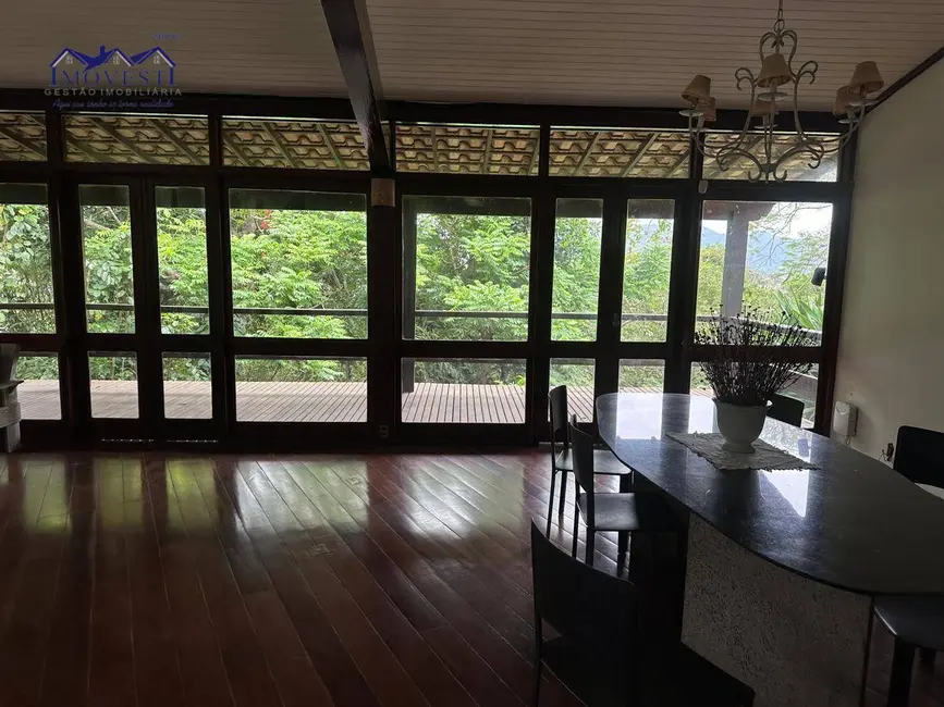 Foto 9 de Casa com 7 quartos à venda, 3000m2 em Centro, Marica - RJ