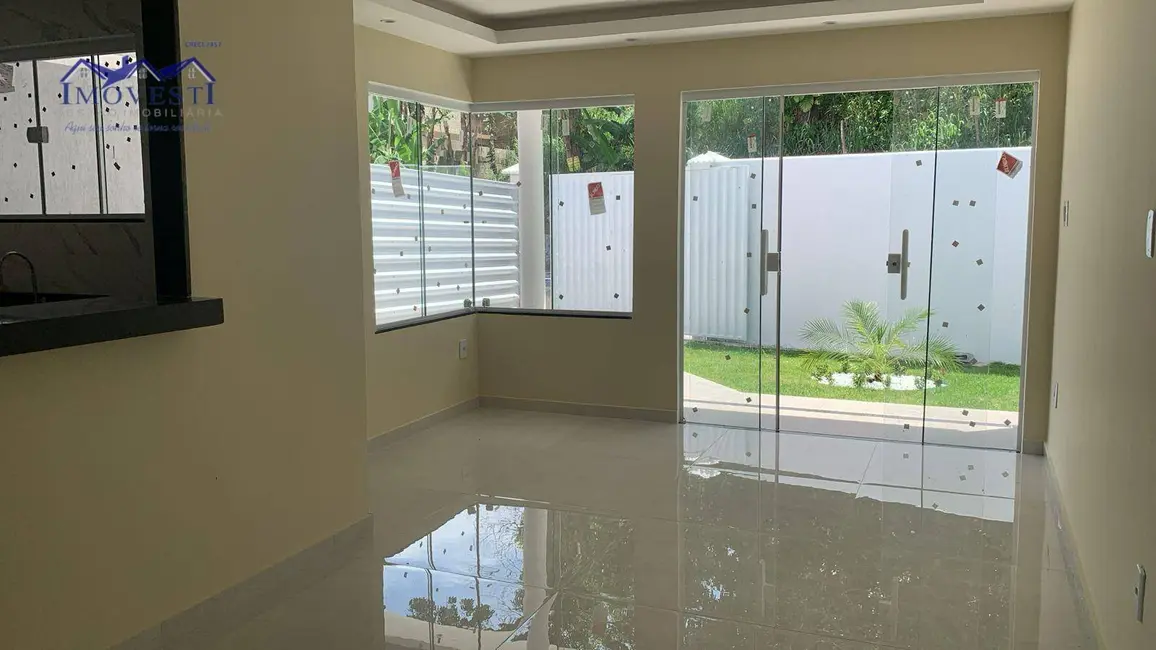 Foto 2 de Casa com 2 quartos à venda, 410m2 em Marica - RJ