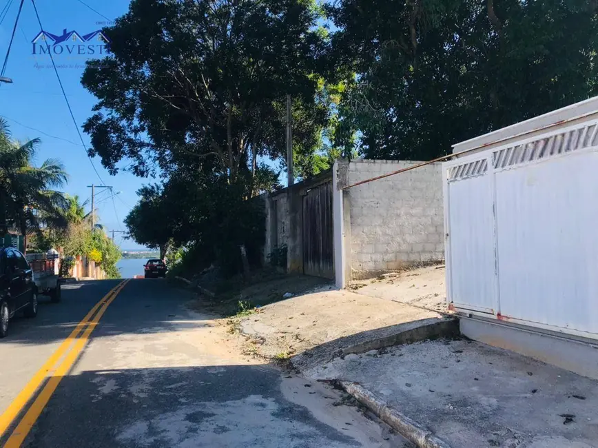 Foto 9 de Casa com 2 quartos à venda, 360m2 em Jacaroá, Marica - RJ