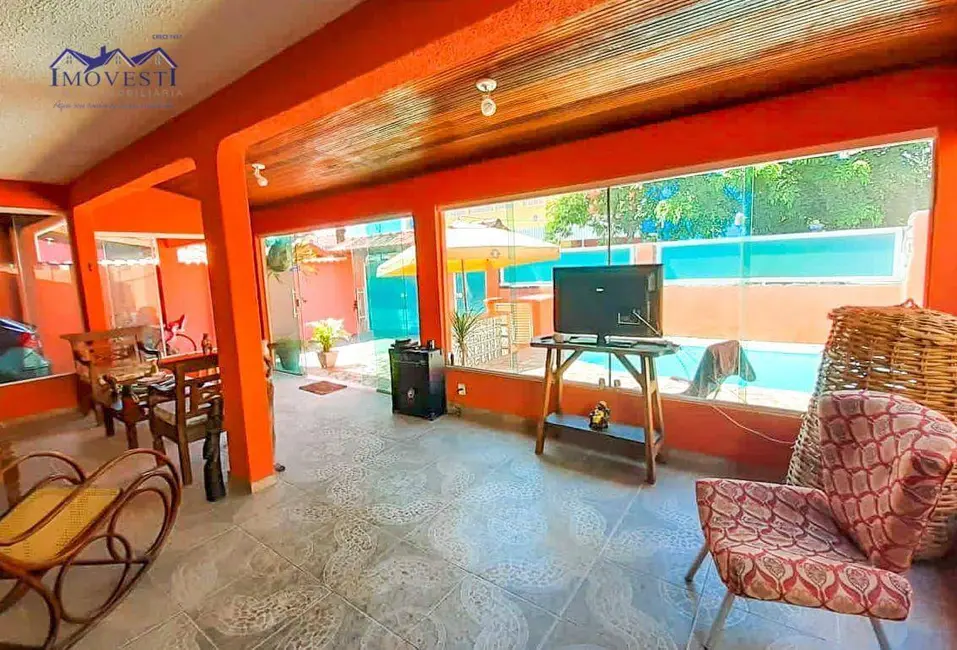 Foto 8 de Casa com 5 quartos à venda, 360m2 em Marica - RJ