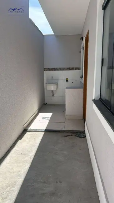 Foto 2 de Casa com 2 quartos à venda, 70m2 em Jardim Atlântico Central (Itaipuaçu), Marica - RJ