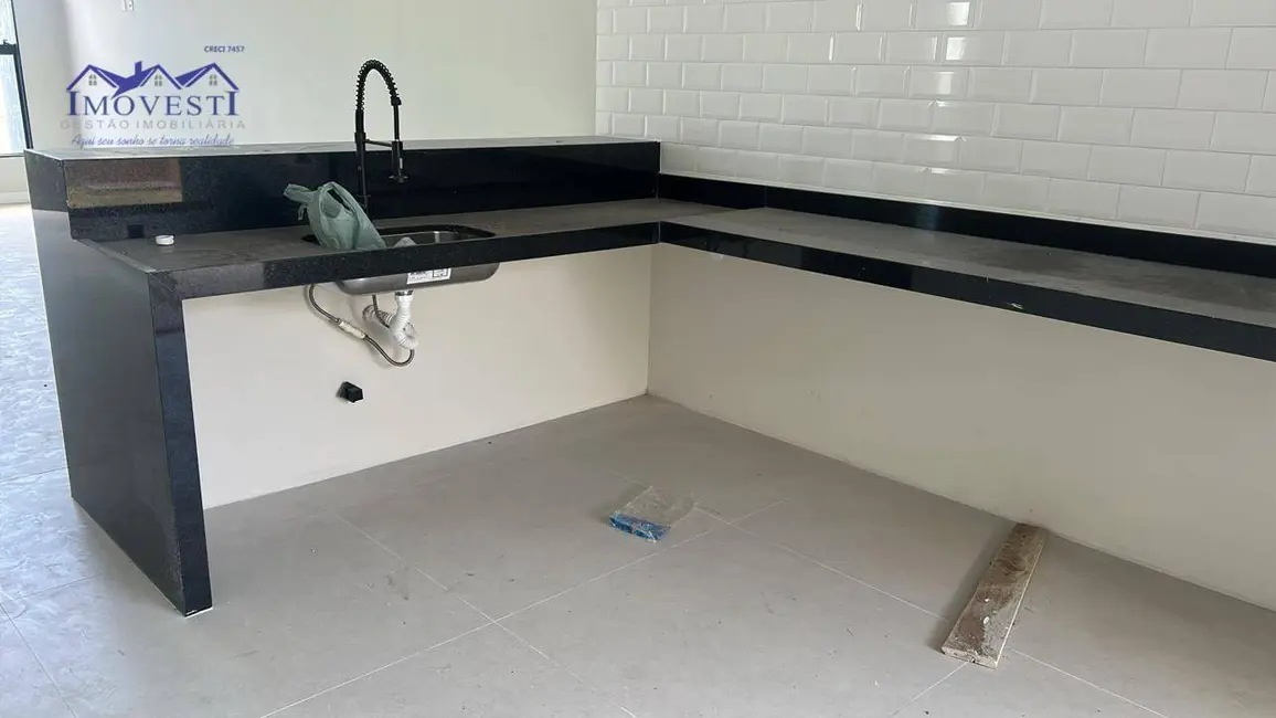 Foto 8 de Casa com 3 quartos à venda, 216m2 em Pindobas, Marica - RJ