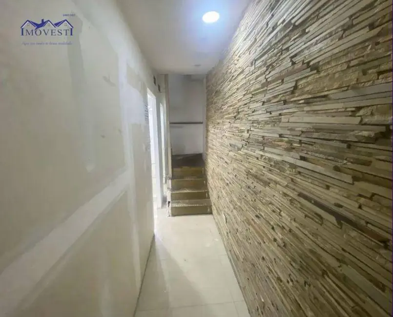 Loja para alugar, 85m2 em Centro, Marica - RJ - imagem 5 Foto 5 de Loja para alugar, 85m2 em Centro, Marica - RJ