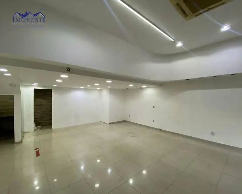 Loja para alugar, 85m2 em Centro, Marica - RJ - imagem 3 Foto 3 de Loja para alugar, 85m2 em Centro, Marica - RJ