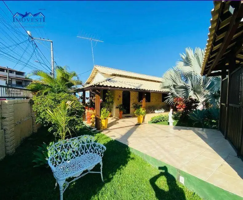 Foto 4 de Casa com 4 quartos à venda, 235m2 em Centro, Marica - RJ