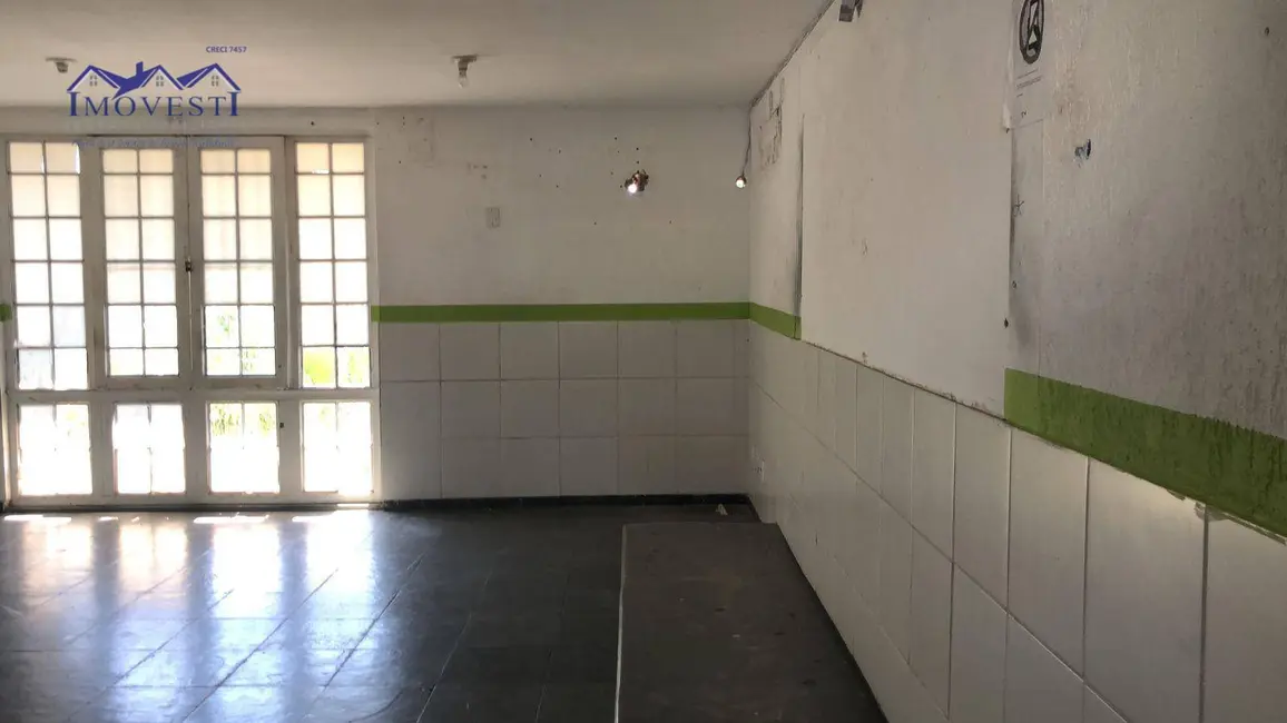 Loja para alugar, 300m2 em Centro, Marica - RJ - imagem 6 Foto 6 de Loja para alugar, 300m2 em Centro, Marica - RJ