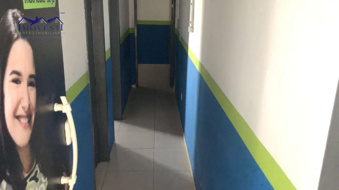 Loja para alugar, 300m2 em Centro, Marica - RJ - imagem 7 Foto 7 de Loja para alugar, 300m2 em Centro, Marica - RJ