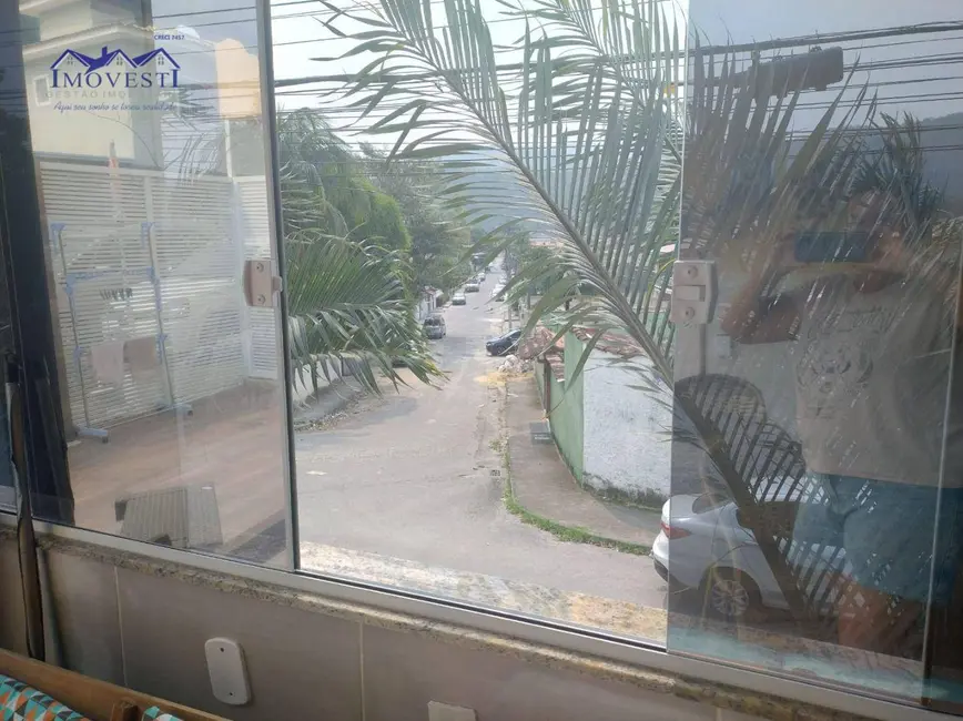 Foto 3 de Casa com 2 quartos à venda, 100m2 em Serra Grande, Niteroi - RJ