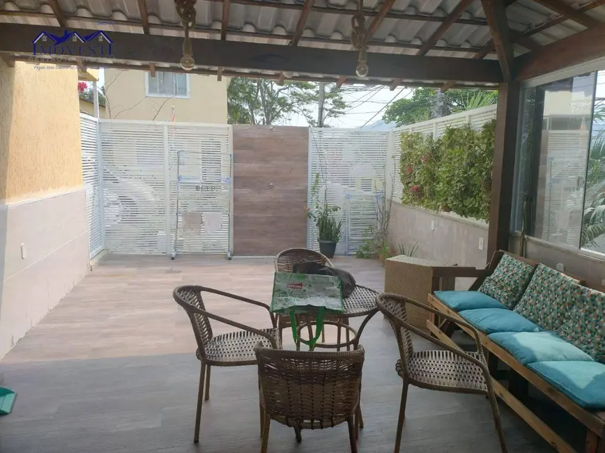 Foto 2 de Casa com 2 quartos à venda, 100m2 em Serra Grande, Niteroi - RJ