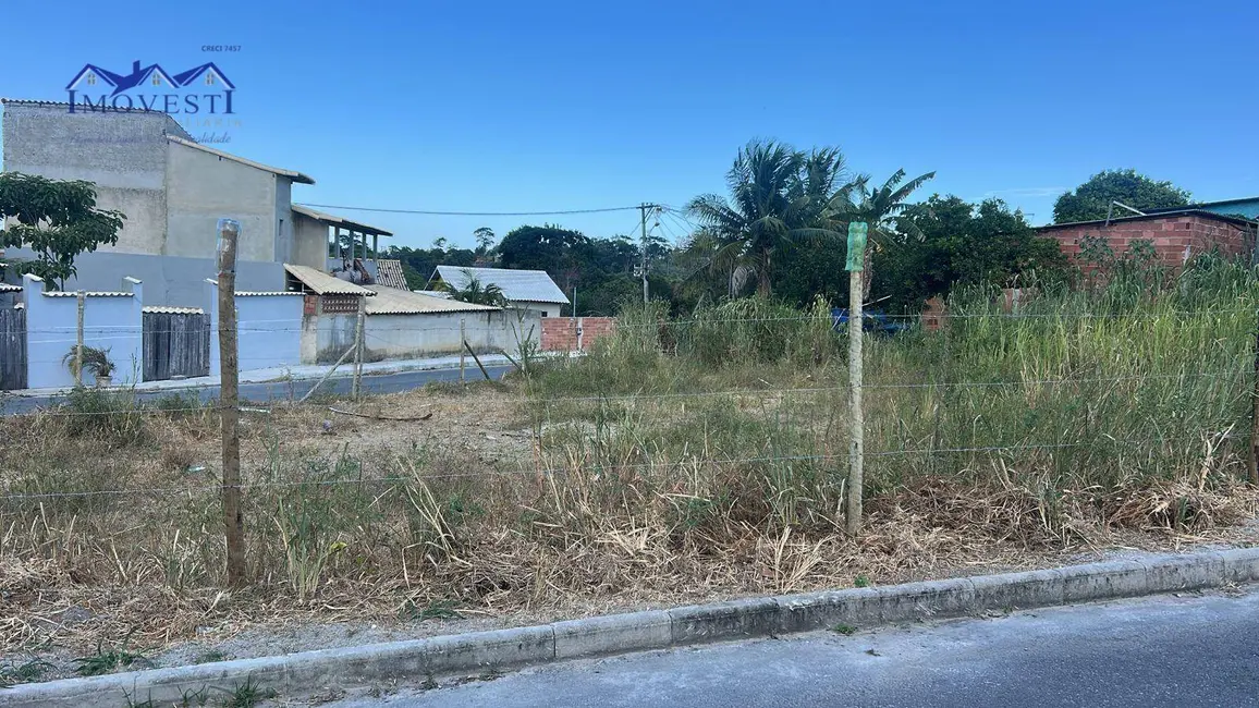 Foto 2 de Terreno / Lote à venda, 525m2 em Marica - RJ