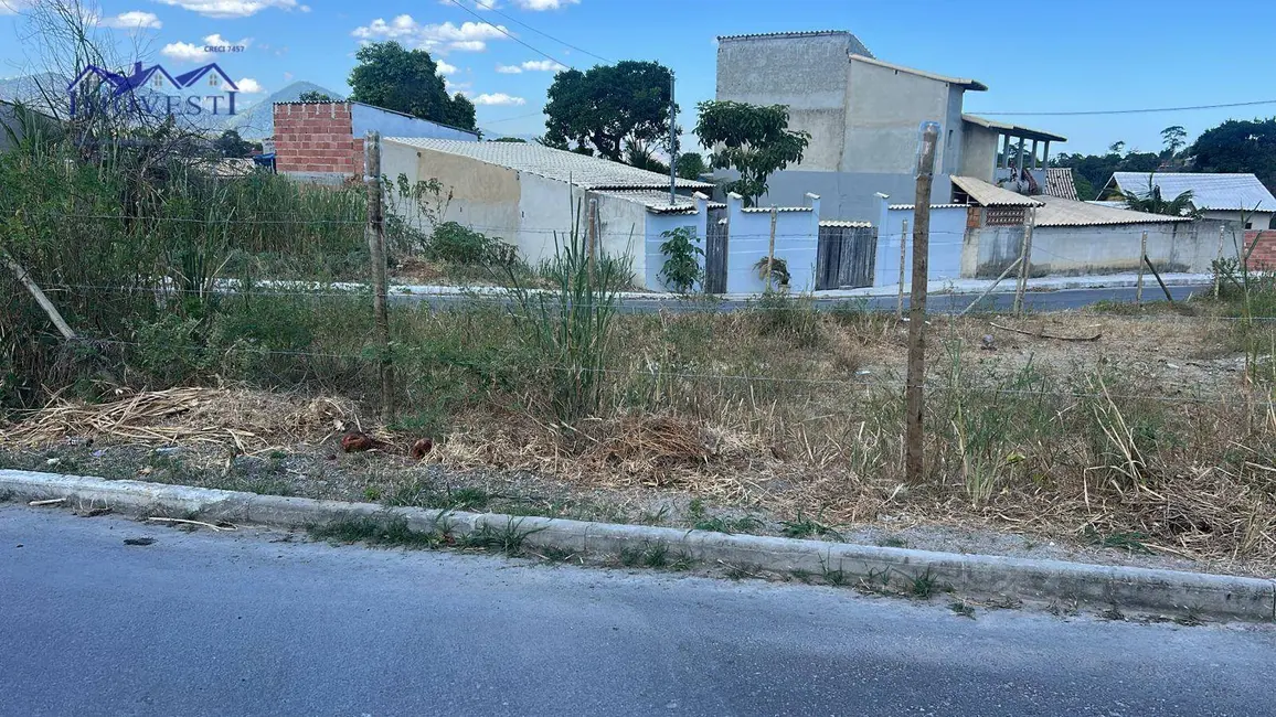 Foto 1 de Terreno / Lote à venda, 525m2 em Marica - RJ