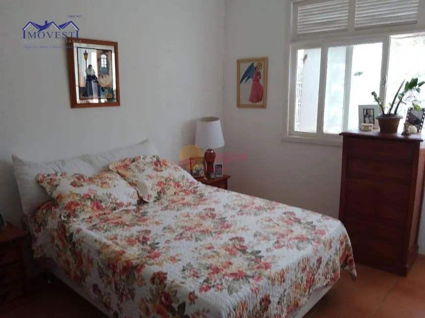 Foto 2 de Casa com 7 quartos à venda, 1800m2 em Ponta Grossa, Marica - RJ
