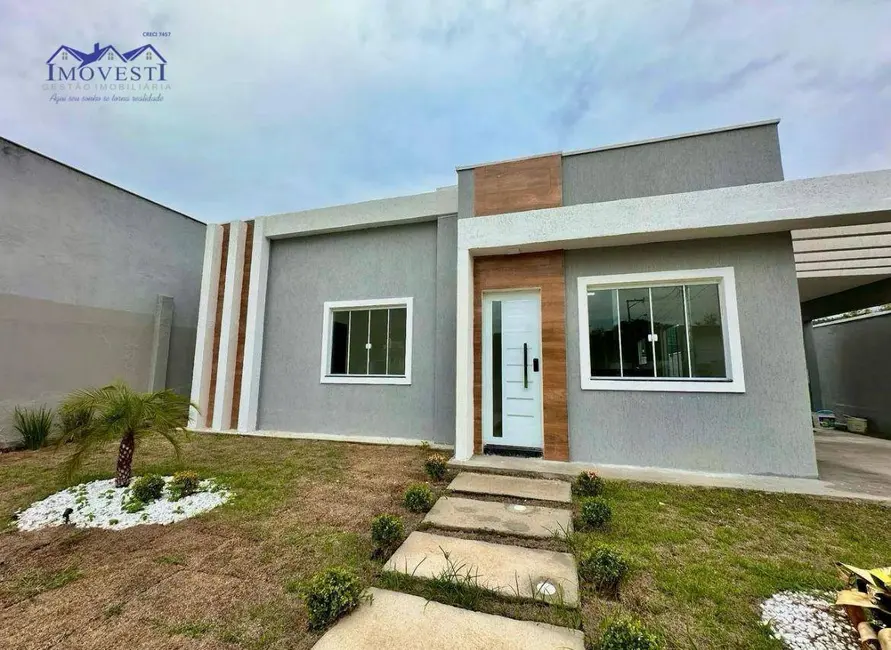 Foto 2 de Casa com 3 quartos à venda, 360m2 em Ubatiba, Marica - RJ
