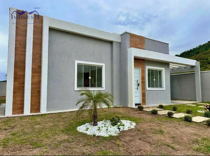 Foto 1 de Casa com 3 quartos à venda, 360m2 em Ubatiba, Marica - RJ