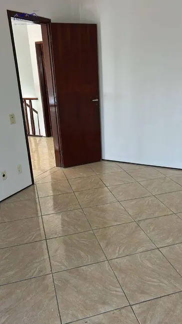 Casa com 3 quartos à venda, 120m2 em Centro, Marica - RJ - imagem 6 Foto 6 de Casa com 3 quartos à venda, 120m2 em Centro, Marica - RJ