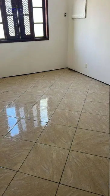 Casa com 3 quartos à venda, 120m2 em Centro, Marica - RJ - imagem 8 Foto 8 de Casa com 3 quartos à venda, 120m2 em Centro, Marica - RJ