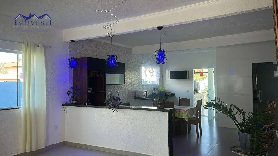 Foto 7 de Casa com 2 quartos para alugar, 180m2 em Itapeba, Marica - RJ