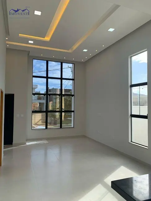 Foto 2 de Casa de Condomínio com 3 quartos à venda, 370m2 em Marica - RJ