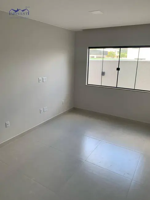 Foto 7 de Casa de Condomínio com 3 quartos à venda, 370m2 em Marica - RJ
