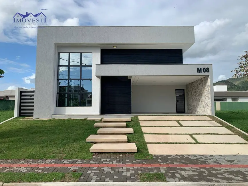 Foto 1 de Casa de Condomínio com 3 quartos à venda, 370m2 em Marica - RJ