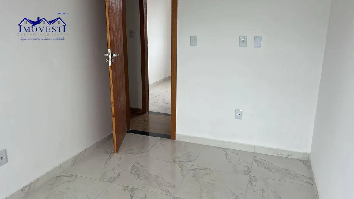 Foto 2 de Casa com 2 quartos para alugar, 61m2 em Itapeba, Marica - RJ