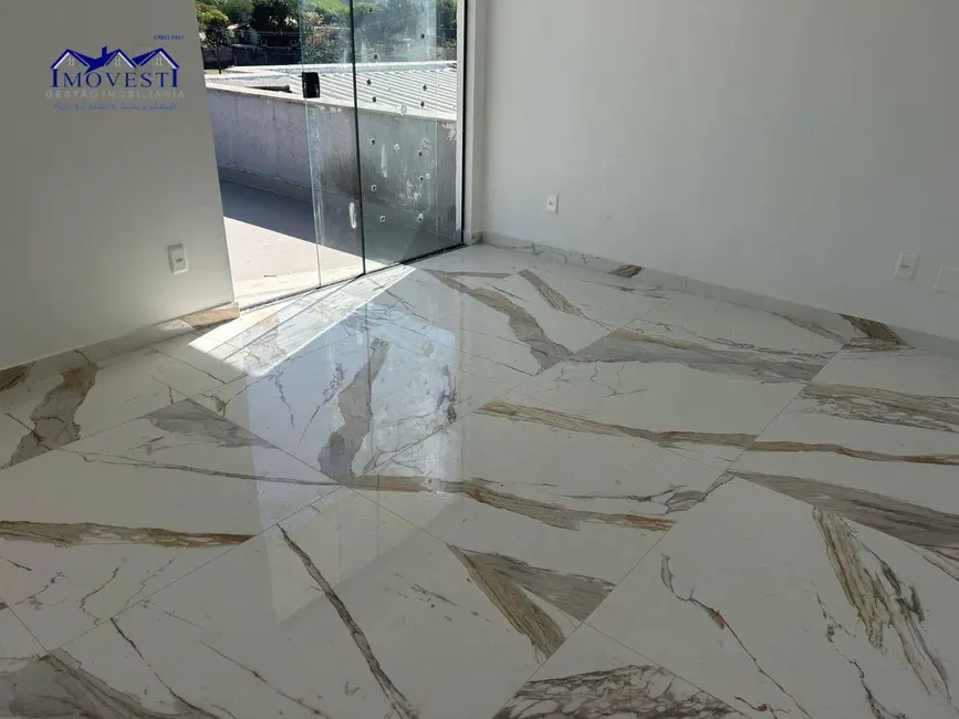 Casa com 4 quartos à venda, 212m2 em Marica - RJ - imagem 5 Foto 5 de Casa com 4 quartos à venda, 212m2 em Marica - RJ