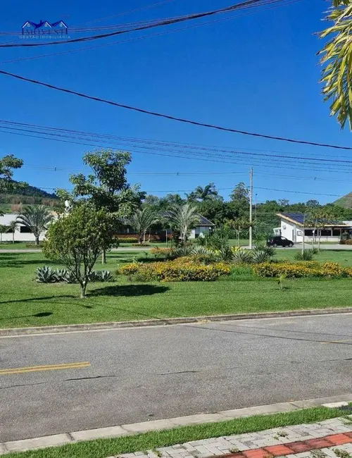Foto 2 de Terreno / Lote à venda, 364m2 em Marica - RJ
