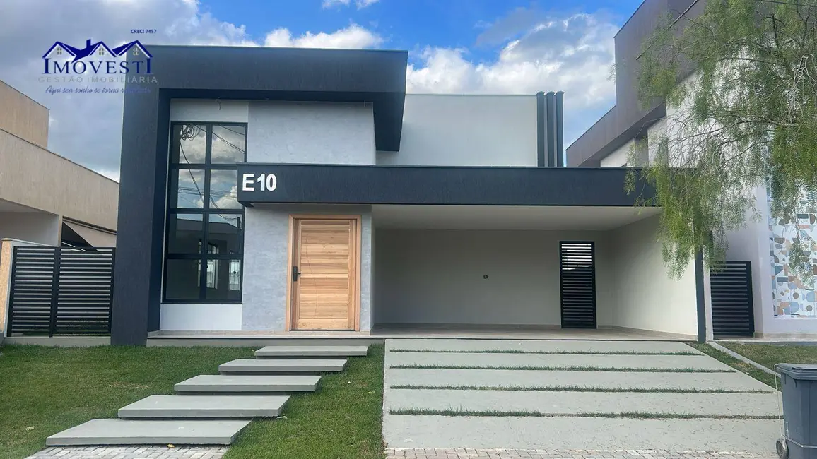 Foto 2 de Casa de Condomínio com 3 quartos à venda, 370m2 em Marica - RJ