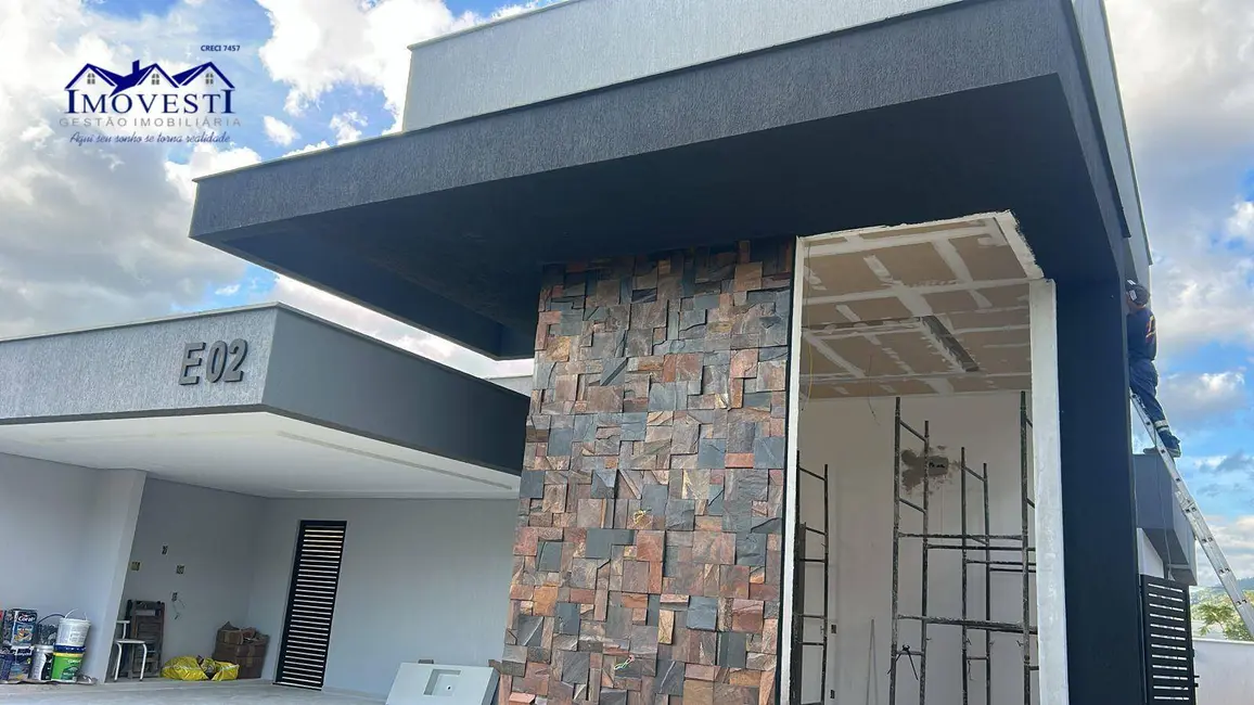 Foto 2 de Casa de Condomínio com 4 quartos à venda, 372m2 em Marica - RJ