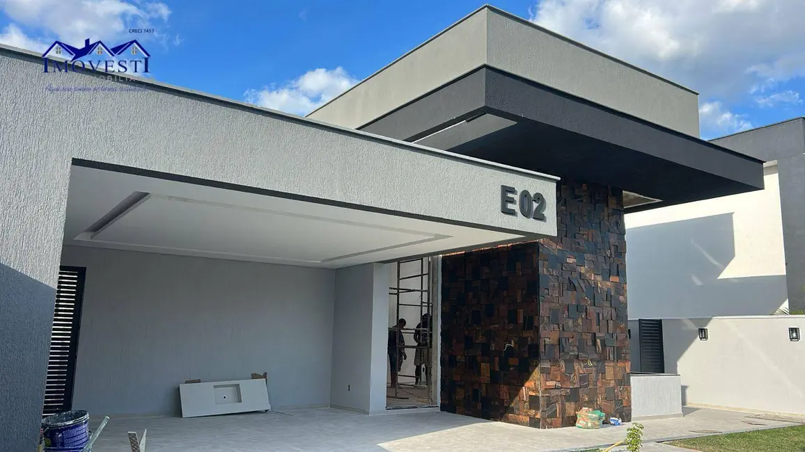 Foto 1 de Casa de Condomínio com 4 quartos à venda, 372m2 em Marica - RJ