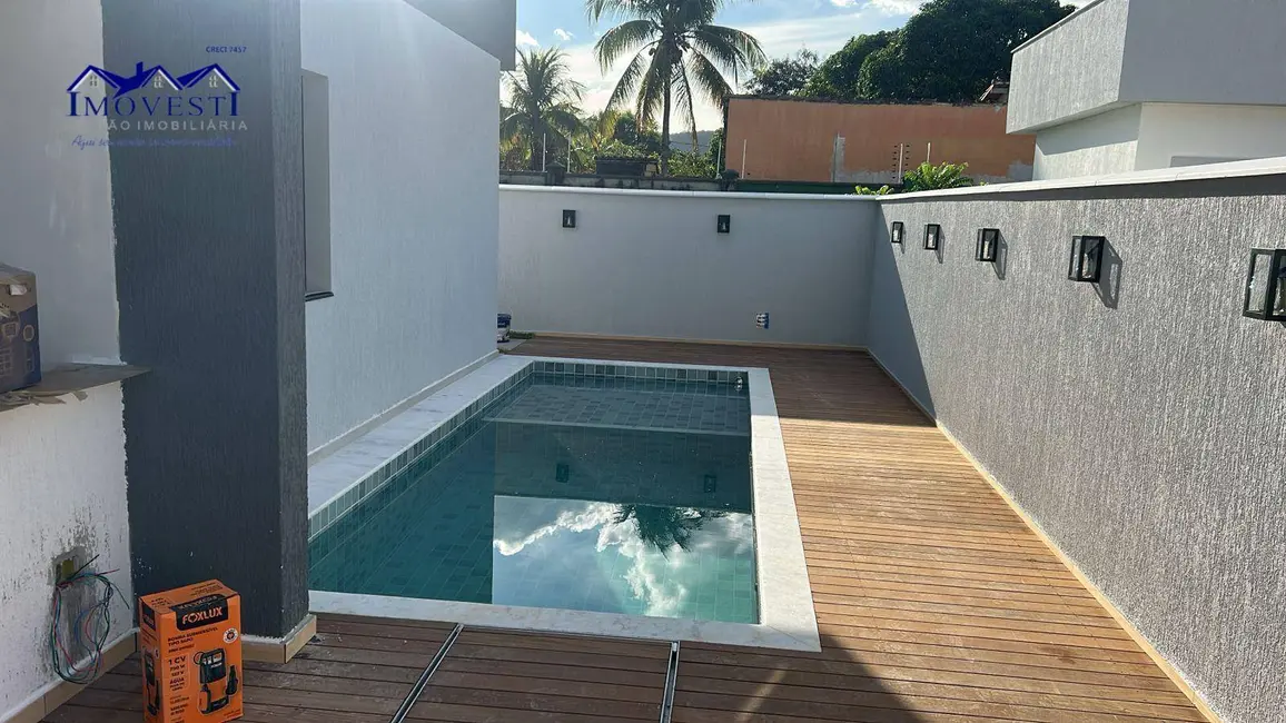 Casa de Condomínio com 4 quartos à venda, 372m2 em Marica - RJ - imagem 6 Foto 6 de Casa de Condomínio com 4 quartos à venda, 372m2 em Marica - RJ