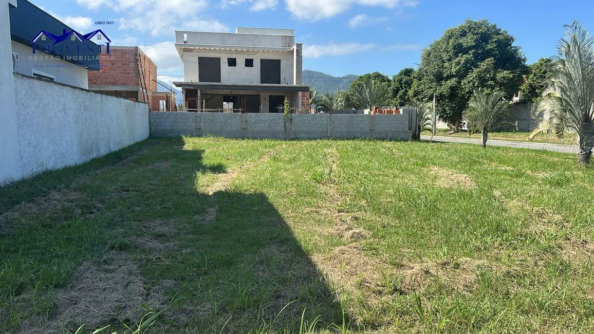 Foto 1 de Terreno / Lote à venda, 411m2 em Itapeba, Marica - RJ